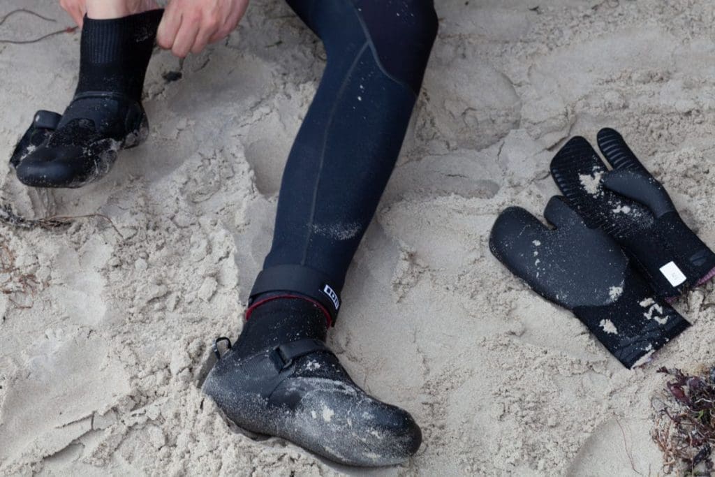 The correct way to put on your wetsuit boots